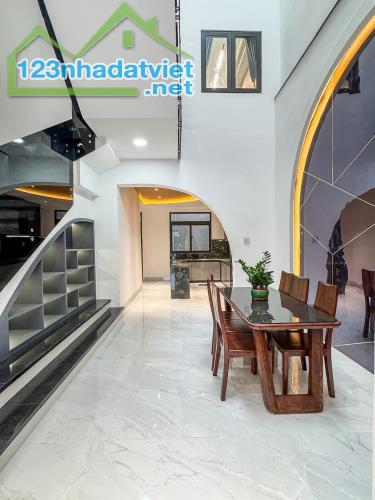 NHÀ TRỆT 2 LẦU MẪU LỆCH TẦNG KDC HỒNG LOAN - CÓ SÂN TRƯỚC VÀ SÂN SAU - 3