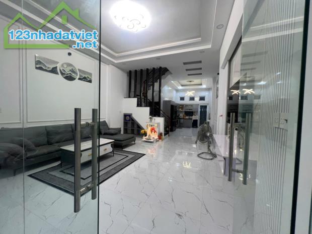 🏠Bán Nhà Âu Dương Lân Q.8 - HXH Thông - 71,5m² - 5 tầng - 6PN - 11,2 tỷ TL 🌀Nhà Full Nội - 4