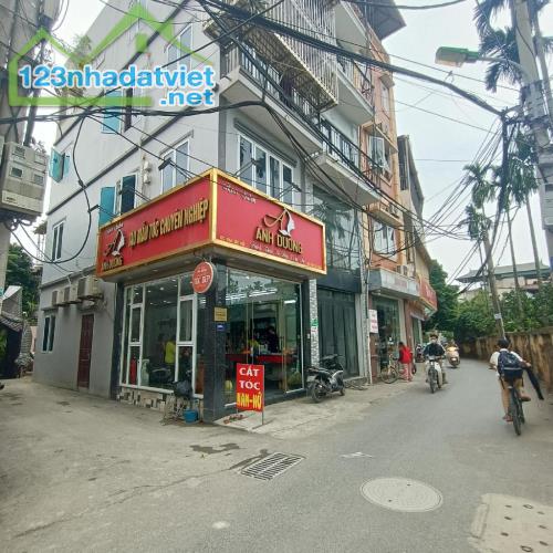 NHÀ ĐẸP PHÚ ĐÔ 40 m² - 6 TẦNG - THANG MÁY - NHÀ MỚI TINH - GẦN Ô TÔ - GIÁ 7.x tỷ