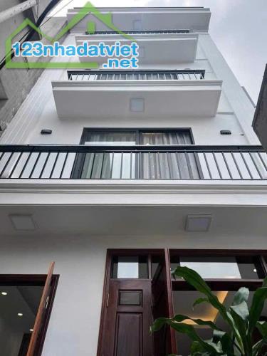 NHÀ ĐẸP PHÚ ĐÔ 40 m² - 6 TẦNG - THANG MÁY - NHÀ MỚI TINH - GẦN Ô TÔ - GIÁ 7.x tỷ - 1