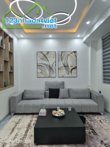 Bán nhà 3 tầng Miếu Hai Xã, Lê Chân.Lô Góc.65,4m2.Full nội thất.Chỉ 2 tỷ 7 - 2