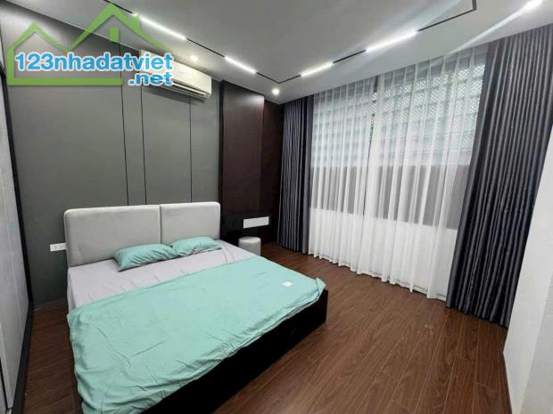 BÁN NHÀ  Ô_Chợ_Dừa_ĐỐNG_ĐA 42M2 X5T - Ngõ rộng gần trục đường chính 2 làn đường.  Giá nhỉn - 3