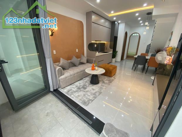 Bán Nhà Nguyễn Văn Đậu 40m2, 3 P.Ngủ, sát Hẻm Ô tô Nhỉnh 5 Tỉ