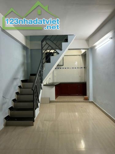 BÁN NHÀ ĐƯƠNG BÙI THẾ MỸ,  TÂN BÌNH - HẺM THÔNG - 2 TẦNG - 24M² (3,4 X 7) - CHỈ 2,95 TỶ