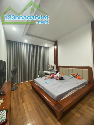 bán nhà 5t*50m2 hà đông lô góc mặt đường thông thoáng, full nội thất, oto vào nhà giá ty - 3