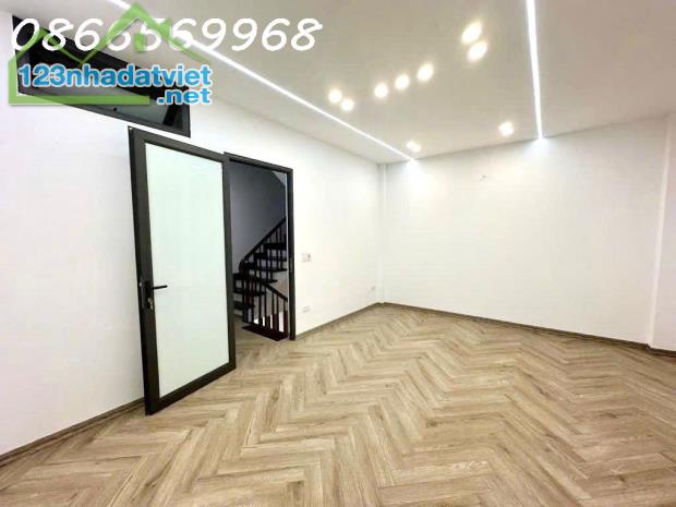 NHÀ ĐẸP Ở NGAY, 53/55M x 6T, Ô TÔ 5 TẠ VÀO NHÀ, SÁT HỒ, QUAN NHÂN, THANH XUÂN, 10.75 TỶ - 1