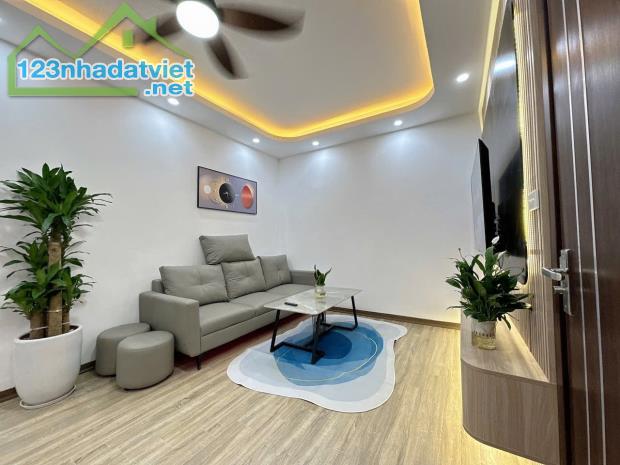 Bán rẻ căn hộ HH Linh Đàm, quận Hoàng Mai, 67m2 x 2 ngủ Giá hơn 2 tỷ xíu