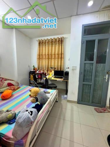 NHỈNH 3 TỶ - TRƯƠNG PHƯỚC PHAN BÌNH TÂN - 33M2 - 2 TẦNG MỚI ĐẸP - GẦN MẶT TIỀN - SỔ VUÔNG - 5