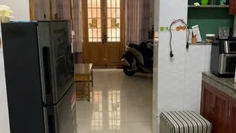 ► Nhà Kiệt Ô tô Tránh Lê Hữu Trác, 84m2, 2 tầng sạch sẽ, Kinh Doanh, 5.35 tỷ