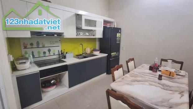 🏡 BÁN NHÀ ĐẸP DỊCH VỌNG HẬU – 4 TẦNG, MẶT TIỀN 3.5M – GIÁ 8.6 TỶ 🏡