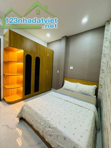 BÁN NHÀ BÙI QUANG LÀ - 3 TẦNG - 3 PHÒNG NGỦ - 6.45 TỶ - 4