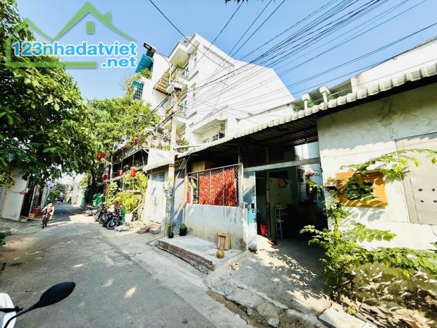 🔥 SIÊU PHẨM NGAY EMART PHAN HUY ÍCH - 2 DÃY TRỌ - DT 8M x 22M - THU NHẬP ỔN ĐỊNH - 2