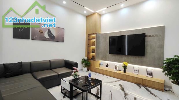 4.1❌14m, BÁN NHÀ 5 TẦNG, THANG MÁY, 1/ PHẠM VĂN CHIÊU, P16 GÒ VẤP, 7 TỶ HƠN - 2