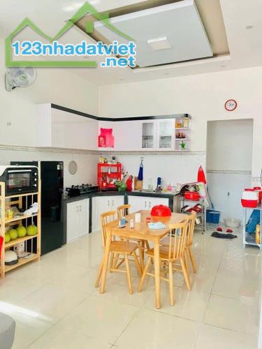 NHÀ 2 TẦNG 82 M² OTO NGỦ TRONG NHÀ TRUNG TÂM PHƯỚC LONG B. - 1