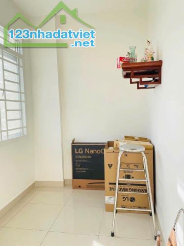NHÀ 2 TẦNG 82 M² OTO NGỦ TRONG NHÀ TRUNG TÂM PHƯỚC LONG B.