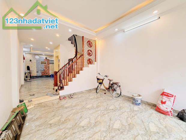 Bán nhà Phố Bùi Huy Bích, Giải Phóng, 60m2 x 6 tầng, MT 4,5m, Giá: 15,6 tỷ( ctl) - 3
