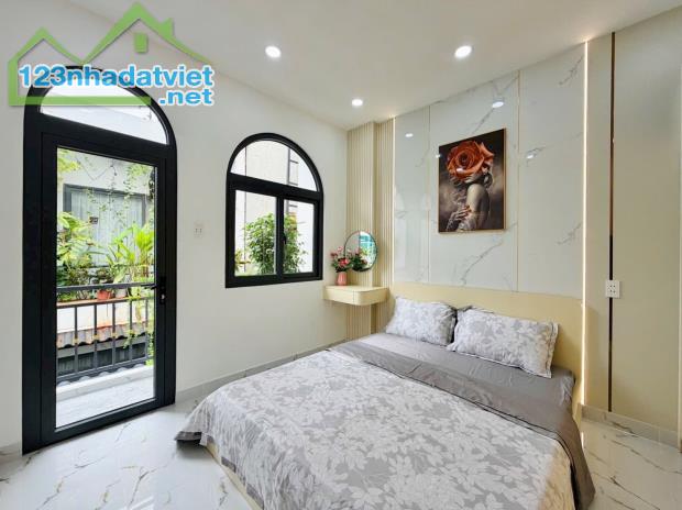 CỰC HIẾM – NHÀ MỚI CÓNG 40M2 – 2 TẦNG – NGAY COOPMART QUANG TRUNG – CHỈ 3 TỶ 97 - 3