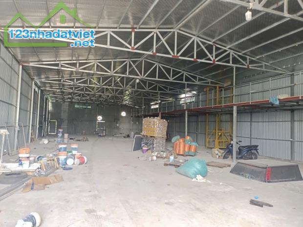 750m kho xưởng khu vực KCN Ngọc Hồi cần cho thuê, container ra vào