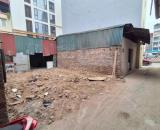 Bán đất phố Trạm, Long Biên 51m, mt 5.8m. Giá: 10.7 tỷ. LH: 0327536893