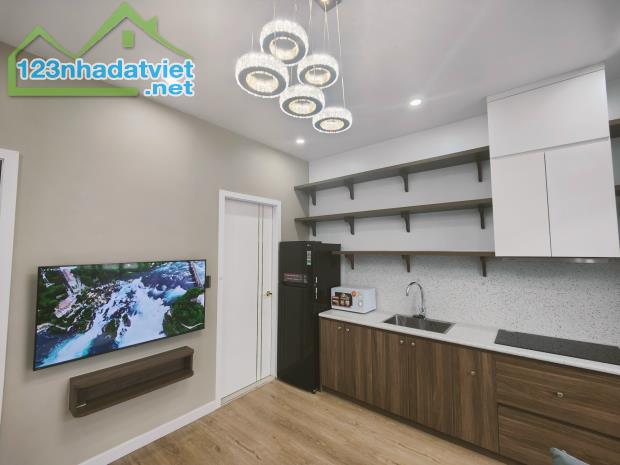 Cho thuê căn hộ 1 ngủ xịn xò giá 12tr bao hết dịch vụ tại Vin Marina