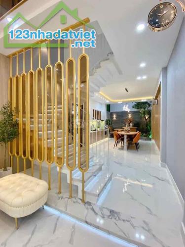 Chính chủ ký gửi nhà đường Nguyễn Trãi P14 Q5 62m2, 3tỷ220tr - 2
