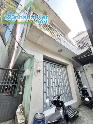 💥 Nhà 2 tầng - 5x20 - Lê Đình Cẩn- sát Tên Lửa - Nhỉnh 4 Tỷ 💥