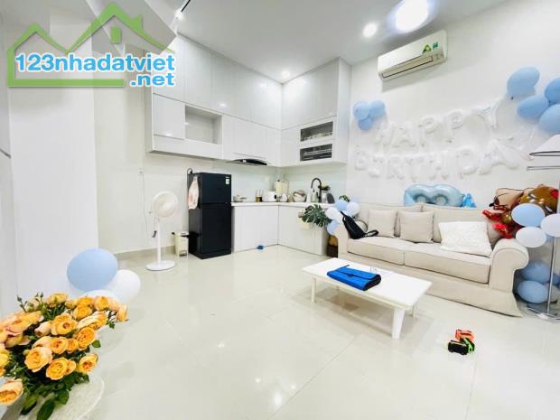 65m2, BÁN NHÀ 4 TẦNG, 8PN, 30TR/THÁNG, 383/ QUANG TRUNG, P10 GÒ VẤP, 6 TỶ NHỈNH