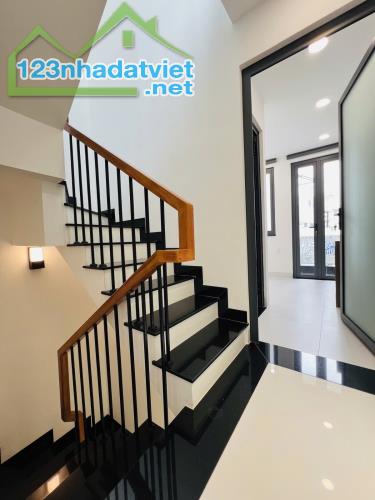 NHÀ MỚI ĐẸP NGAY TRUNG TÂM PHÚ NHUẬN - HẺM XE HƠI - 5 TẦNG - 45M2 6PN - 2