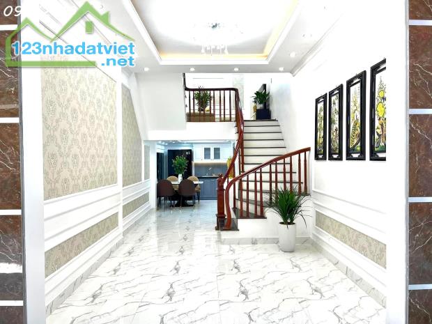 NHÀ ĐẸP CẠNH NHỔN – GARA, THANG MÁY – ĐƯỜNG Ô TÔ - 4