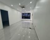 Cho thuê sàn văn phòng tầng 2 90m2 rộng rãi tại Vinhomes Marina