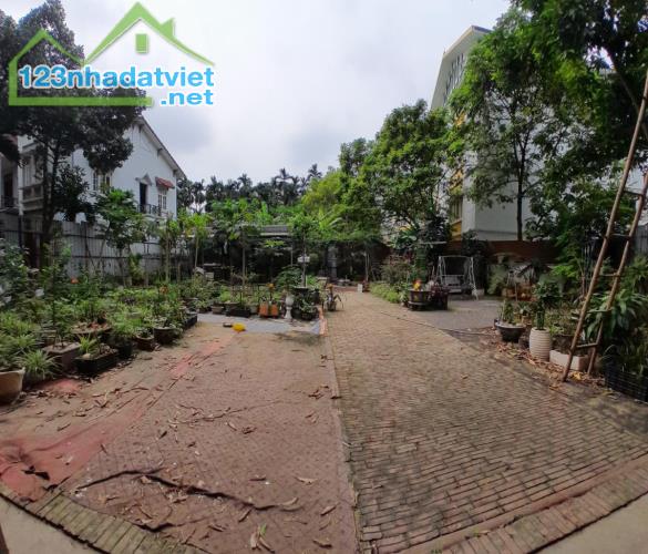 🔅THỬA ĐẤT VÀNG MẶT PHỐ NGUYỄN VĂN CỪ, LONG BIÊN 850M2 MT 9M, GIÁ ĐẦU TƯ, CHỈ 280 TỶ 🔅