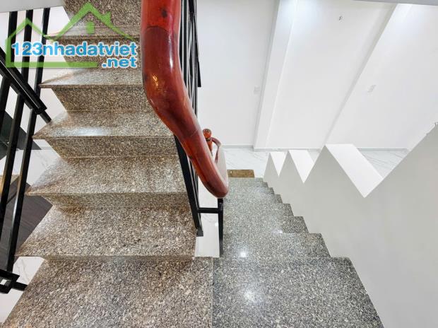 BÁN GẤP NHÀ THỐNG NHẤT, P16 GÒ VẤP, 2 TẦNG 3,8 x 11M, HẺM 3M 4 TỶ HƠN TL