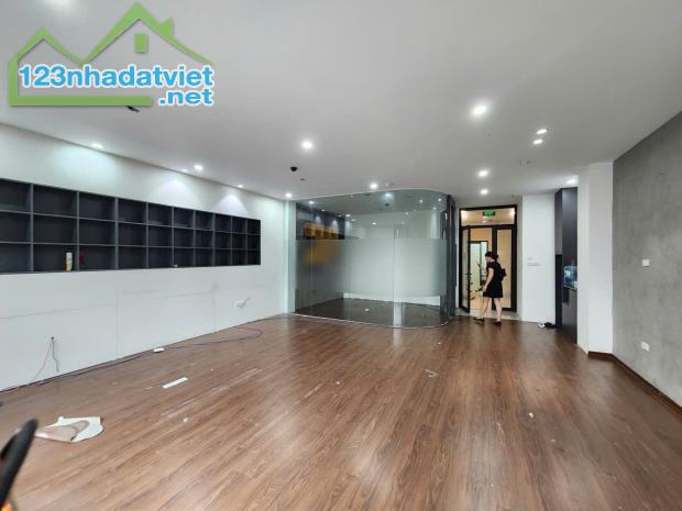 Cho thuê văn phòng 120m2 view hồ mặt phố Hoàng Cầu, Mai Anh Tuấn, Đống Đa, Hà Nội - 1