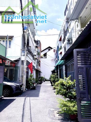 Hẻm xe hơi Phạm Văn Chiêu - 4 tầng - Ô TÔ vào nhà - 6.62 tỷ