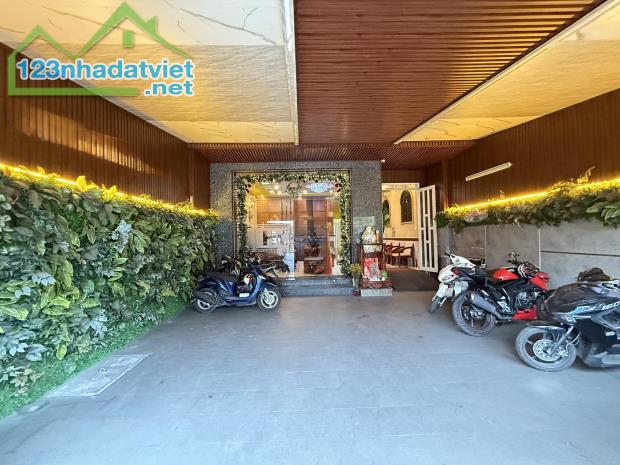 HOTEL 2 MẶT TIỀN 5 TẦNG GÒ VẤP - 183m2 (6.3×30) - DÒNG TIỀN 190 TRIỆU/THÁNG - 1