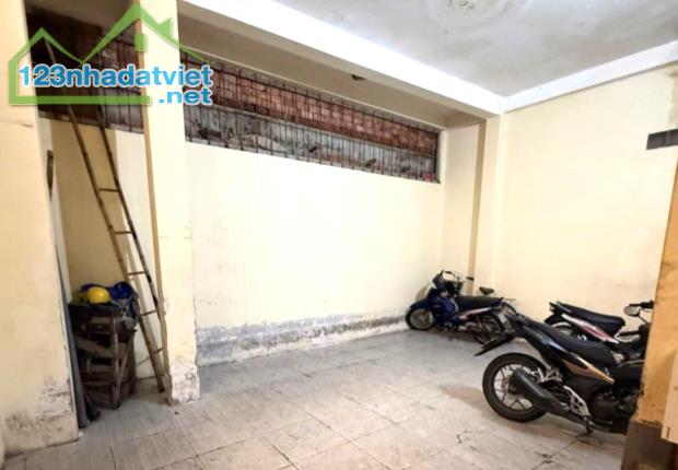 Căn Hộ Dịch Vụ, Hẻm Ô Tô, Đường Số 5, Linh Trung, 65 Tr/th, 197m2(7.5mx30m), Chỉ 22 Tỷ(TL) - 1
