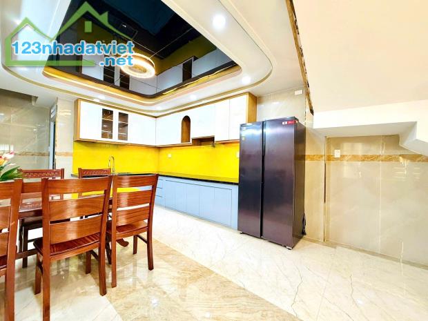 68m2, BÁN GẤP NHÀ 5 TẦNG, HXH, THANG MÁY, PHAN HUY ÍCH, P12 GÒ VẤP, 10 TỶ NHỈNH - 2