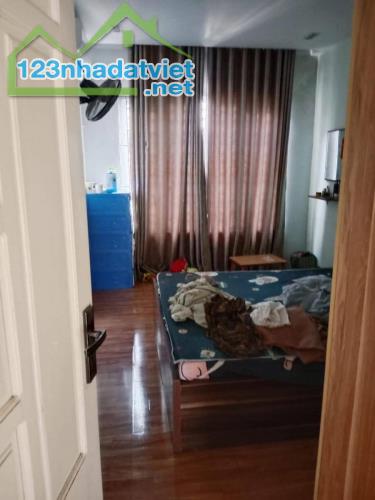 BÁN NHÀ LÊ QUÝ ĐÔN, 27M, 5T, MT 3,2M, NGÕ RỘNG, GẦN Ô TÔ, DÂN XÂY, GẦN PHỐ, CHỈ 7,7 TỶ. - 2
