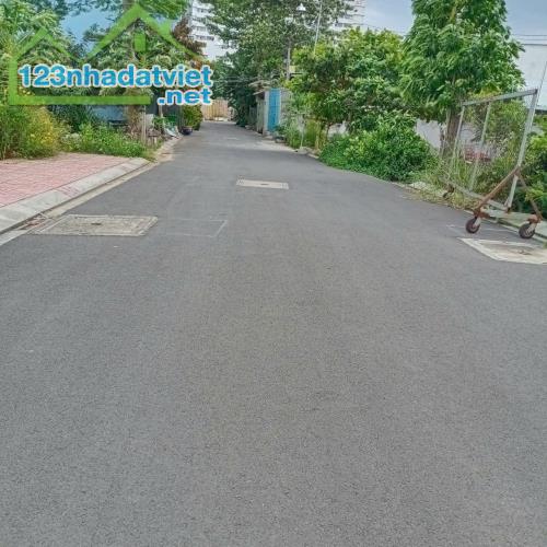 💥🚘🔥 BÌNH TÂN,THỔ CƯ, VIEW ĐẸP, HẺM NHỰA 8M, SÁT MẶT TIỀN, 50M2, NGANG 4.3M, CHỈ 5.29 TỶ - 5