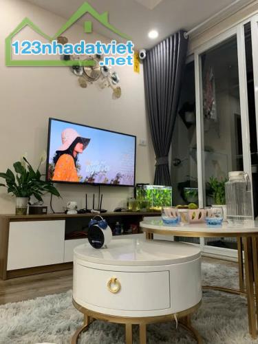 Tôi cần bán chung cư Ellipse Tower 110 Trần Phú 80 m2, 2 ngủ, 2 vs  chỉ 3.X tỷ