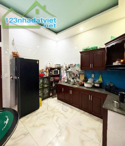 Nhà 4 tầng, Mặt tiền Bàu Cát, Bảy Hiền, 117m2, chỉ 22.x tỷ TL - 2