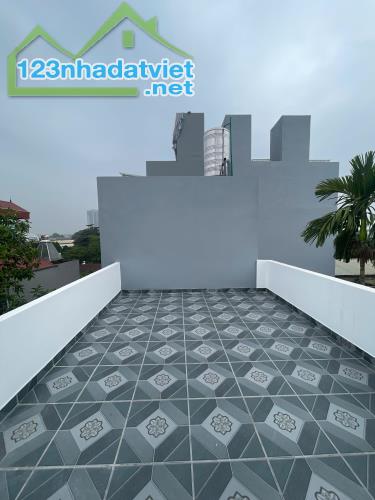 BÁN NHÀ ĐẸP ĐỨC GIANG - LONG BIÊN - 5 TẦNG XÂY MỚI - NỘI THẤT CƠ BẢN - 4