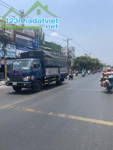 Bán mặt tiền 20x50m giá 80 tỷ Lê Văn Khương, Q12 - 1