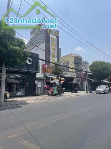 Bán mặt tiền 20x50m giá 80 tỷ Lê Văn Khương, Q12