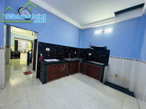 GÒ VẤP, BÁN NHÀ 3 TẦNG HẺM Ô TÔ 102 LÊ VĂN THỌ DT 4x16m - 3