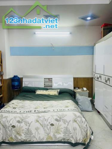 5❌10m, BÁN GẤP NHÀ 4 TẦNG,4Pn, HXH, QUANG TRUNG, P12 GÒ VẤP, 5 TỶ ++