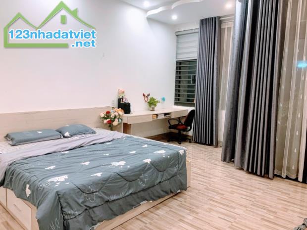 Nhà đẹp 3 tầng x 90m2, đường 5m5, Cạnh Tôn Đức Thắng, ĐHSP - TT Liên Chiểu - Chỉ 4.3 tỷ - 4