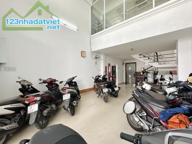 CHDV 5 tầng hẻm 8m Ung Văn Khiêm P.25 Bình Thạnh 70m2 giá 14.7 tỷ - 3