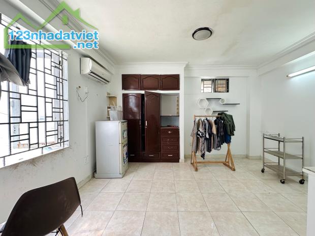 CHDV 5 tầng hẻm 8m Ung Văn Khiêm P.25 Bình Thạnh 70m2 giá 14.7 tỷ - 2