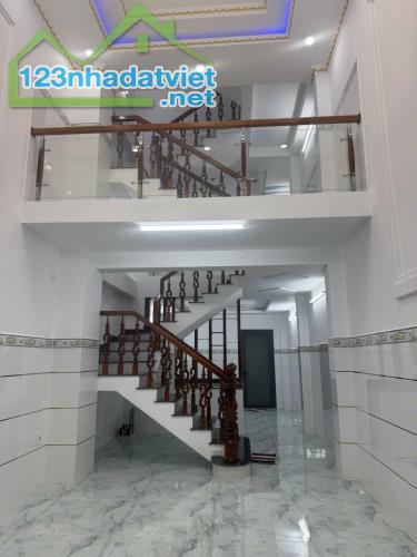 Bình Tân,gân Mặt tiền bình trị đông, 64M2, Nhà mới 5tầng, giá giá rẻ,ô tô vào nhà. - 1